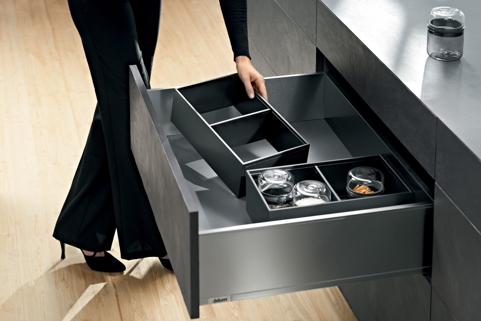 Blum's Legrabox system